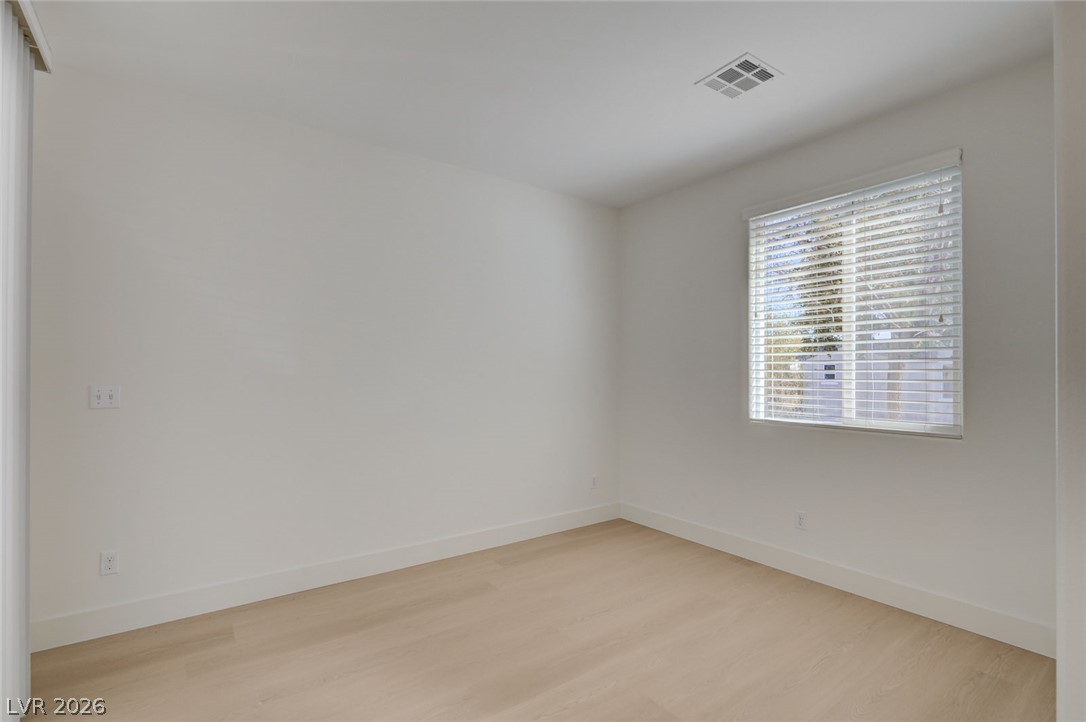 Photo 12 of 33, 8524 Pitney Avenue