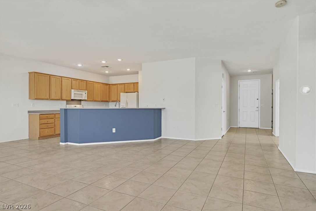 Photo 4 of 2223 Twin Falls Drive