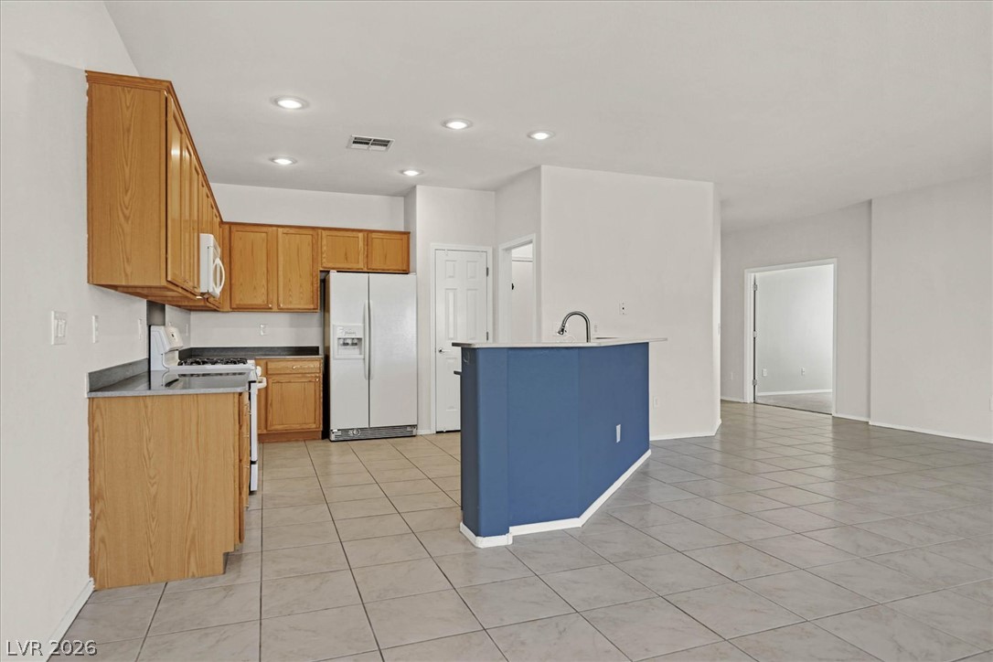 Photo 5 of 2223 Twin Falls Drive
