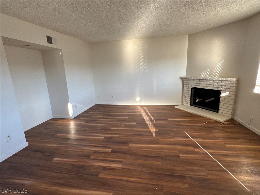 Photo 13 of 42, 6220 Bellota Drive
