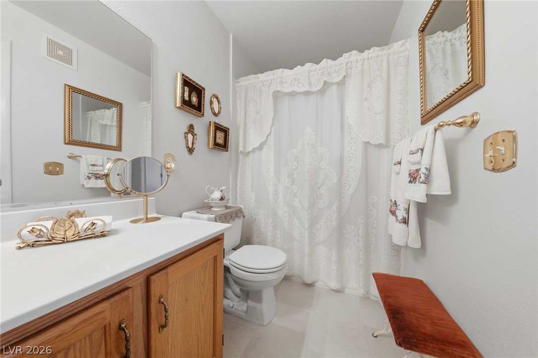 Photo 16 of 24, 3425 E Russell Road #243