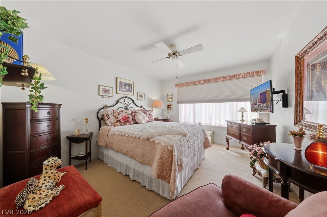 Photo 13 of 24, 3425 E Russell Road #243