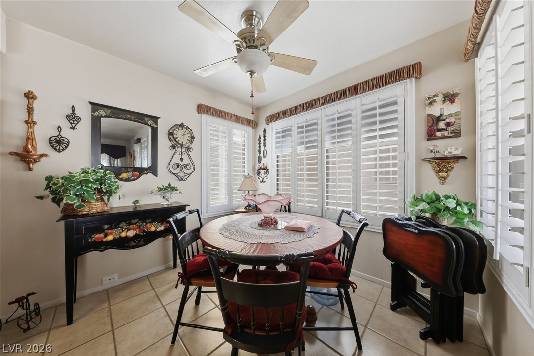 Photo 9 of 24, 3425 E Russell Road #243