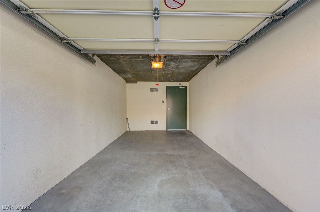 Photo 26 of 49, 83 E Agate Avenue #302