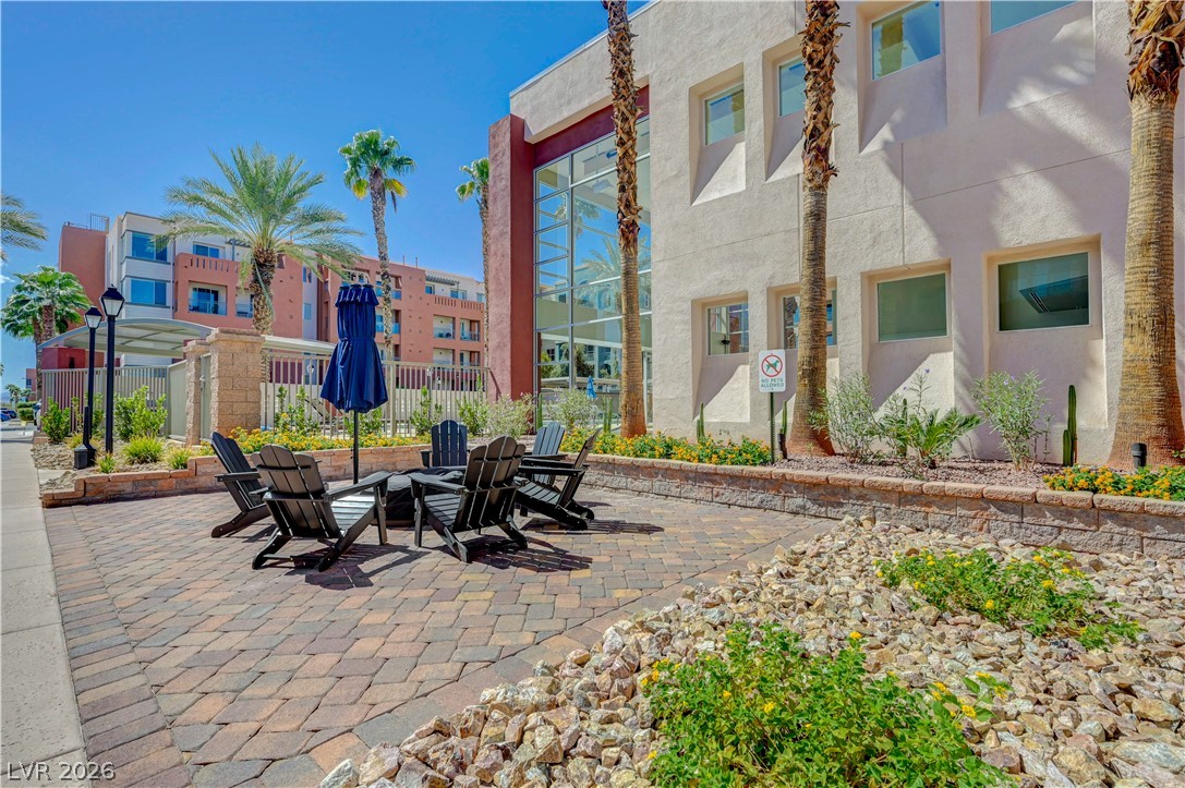 Photo 44 of 49, 83 E Agate Avenue #302