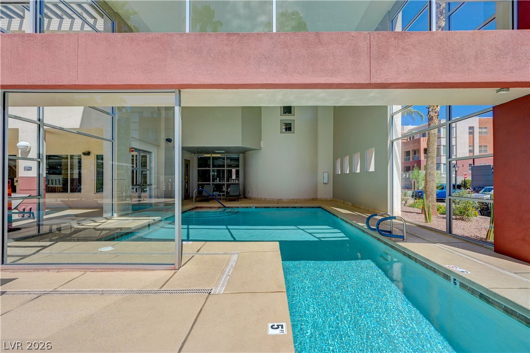 Photo 36 of 49, 83 E Agate Avenue #302