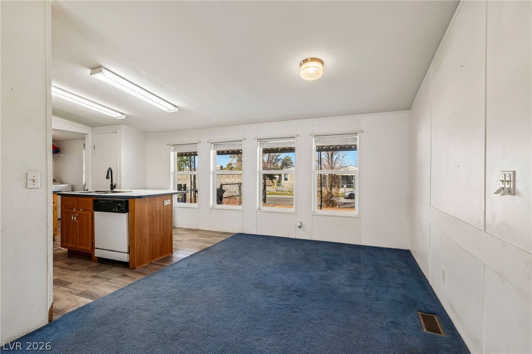 Photo 14 of 43, 511 E Simkins Road