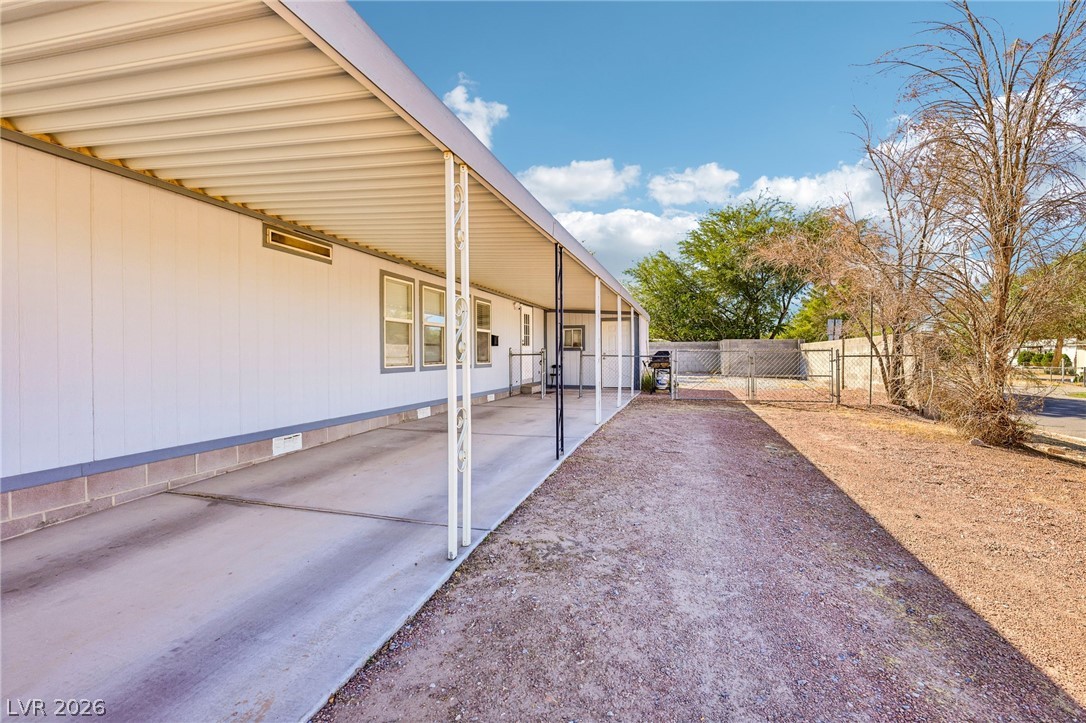 Photo 41 of 43, 511 E Simkins Road