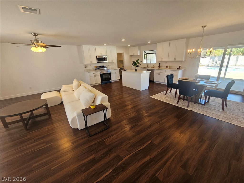 Photo 6 of 33, 1580 Quarter Horse Drive
