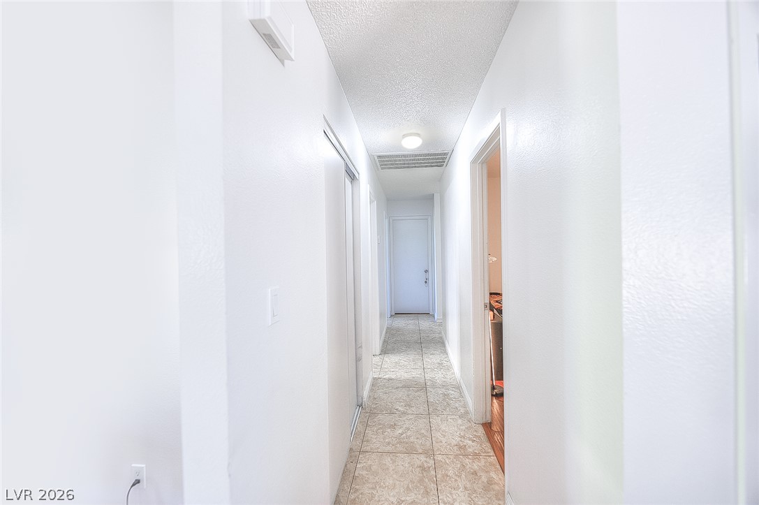 Photo 10 of 22, 6146 Cedarwood Avenue