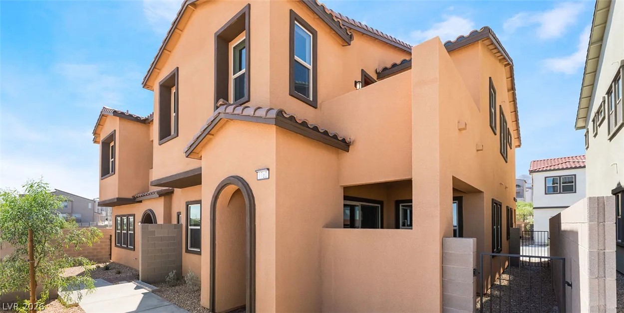 1760 Sparrow Nest Street, Las Vegas 89138