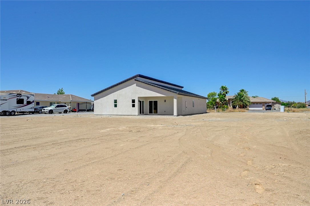 Photo 34 of 48, 1871 S Manzanita Drive