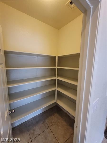Photo 9 of 28, 2409 W Gilmore Avenue