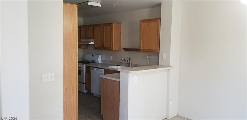 Photo 4 of 7963 Laurena Avenue