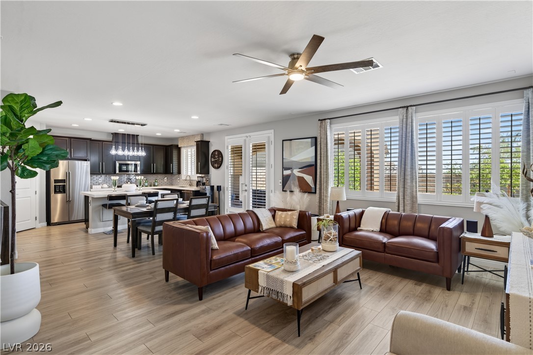 Photo 2 of 478 Astillero Street