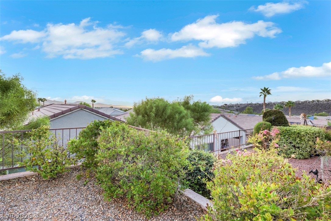 Photo 33 of 34, 2557 CORVUS Street