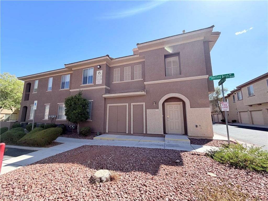 10221 Deerfield Beach Avenue #202, Las Vegas 89129