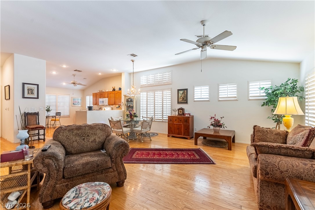 Photo 6 of 32, 3853 Wild Pansy Court