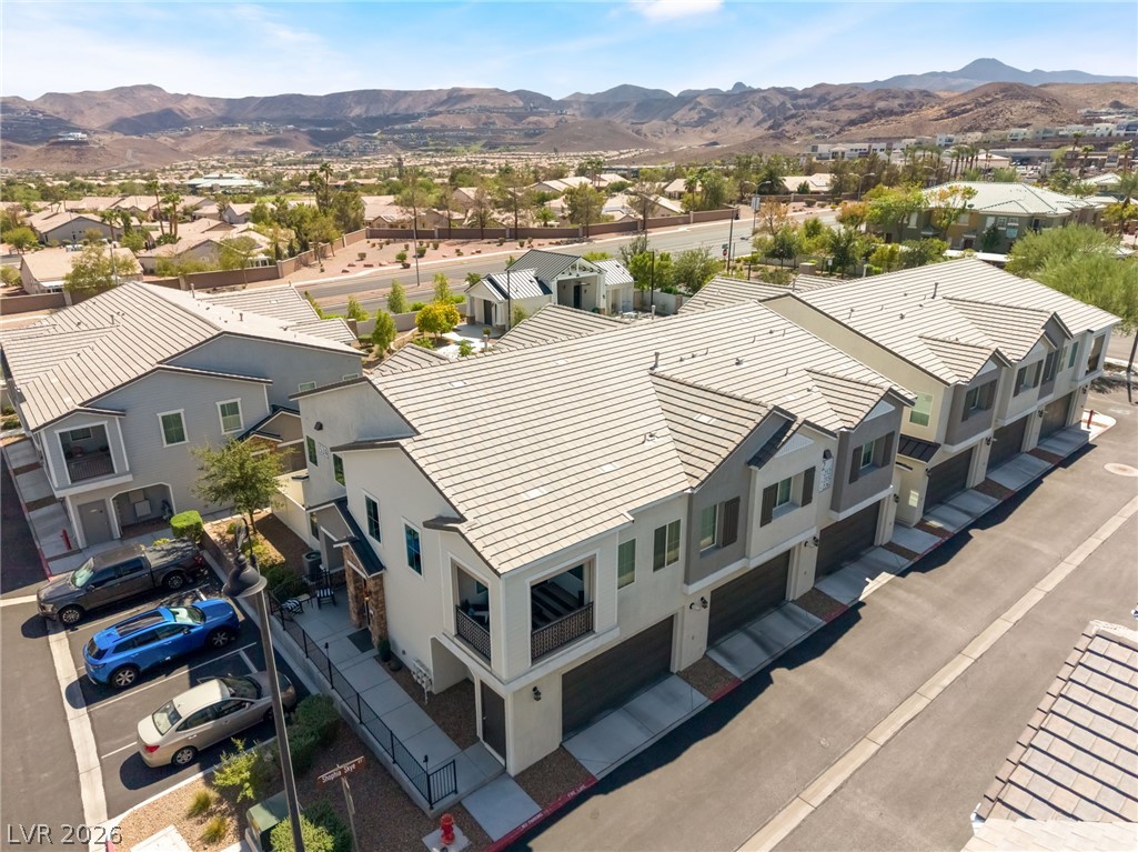 524 Shophia Skye Street #214, Henderson 89052