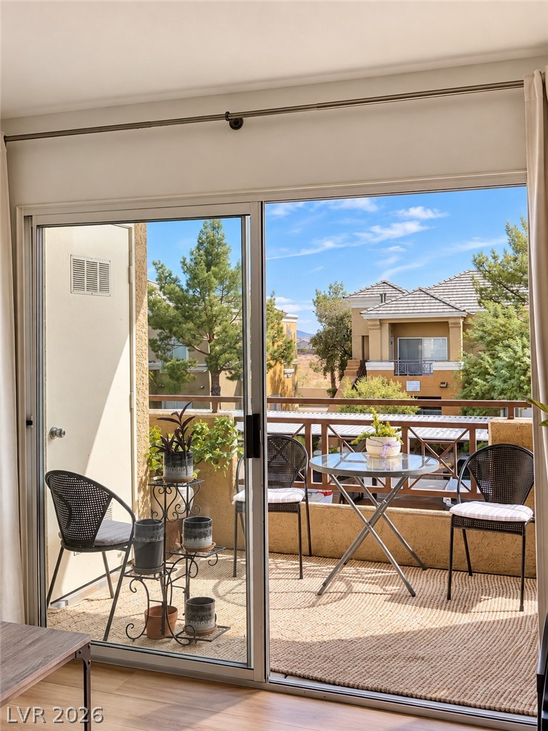 Photo 13 of 15, 8070 W Russell Road #2028