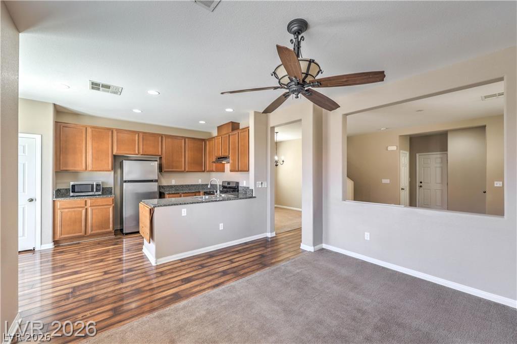 Photo 12 of 44, 9188 Red Knoll Street