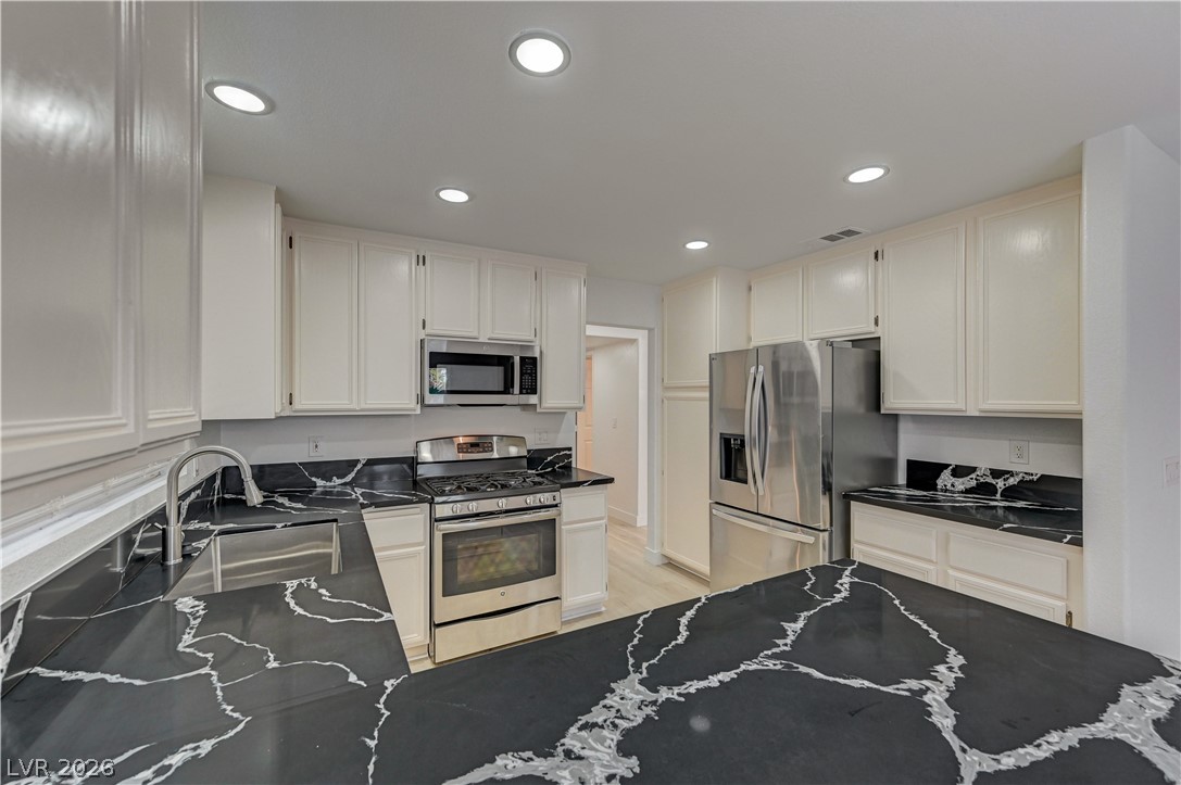 6028 Shadow Oak Drive, North Las Vegas 89031