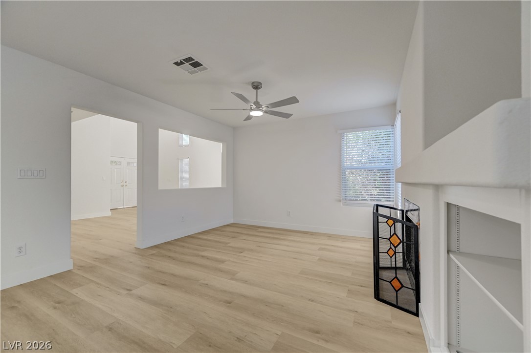 Photo 12 of 51, 6028 Shadow Oak Drive