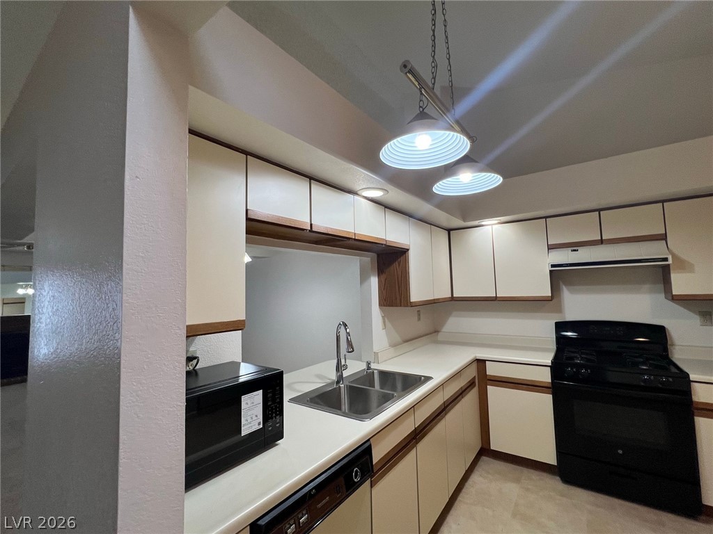 Photo 4 of 5205 Orchard Hills Avenue