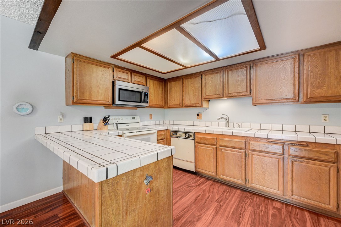 Photo 14 of 36, 1824 Arbol Verde Way