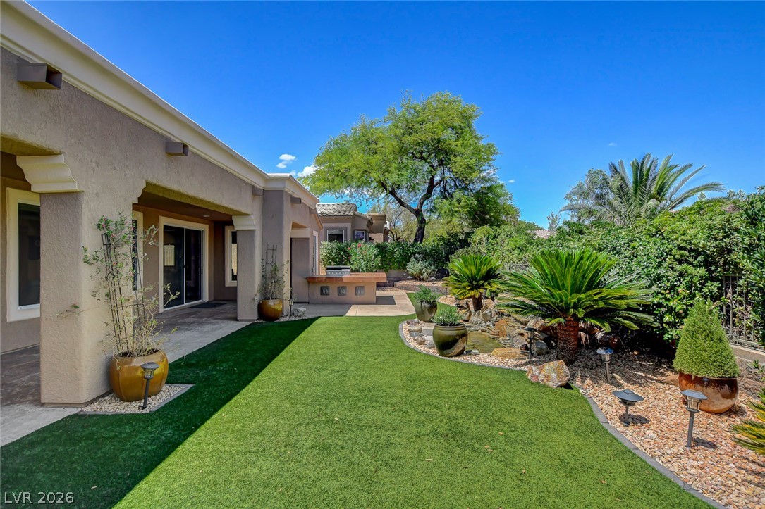 Photo 3 of 4648 Riva De Romanza Street