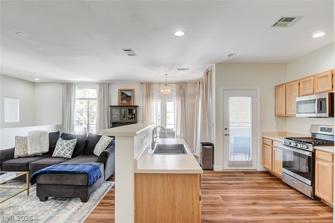 Photo 9 of 51, 1520 Ruby Cliffs Lane #203