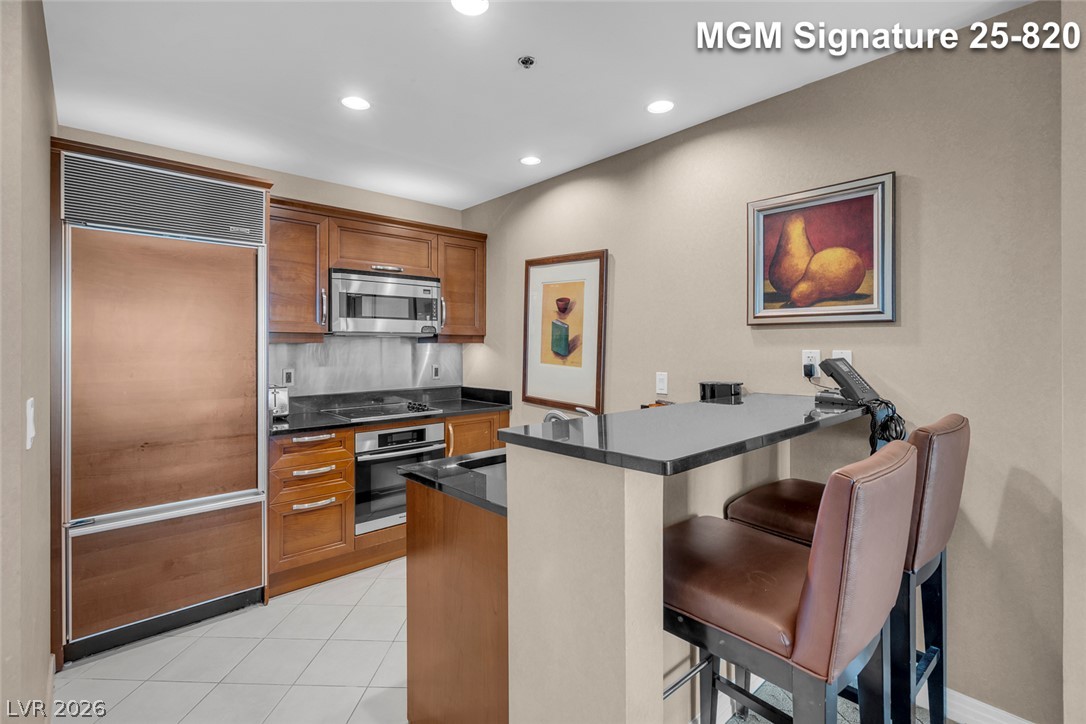 Photo 20 of 86, 125 E Harmon Avenue #2520