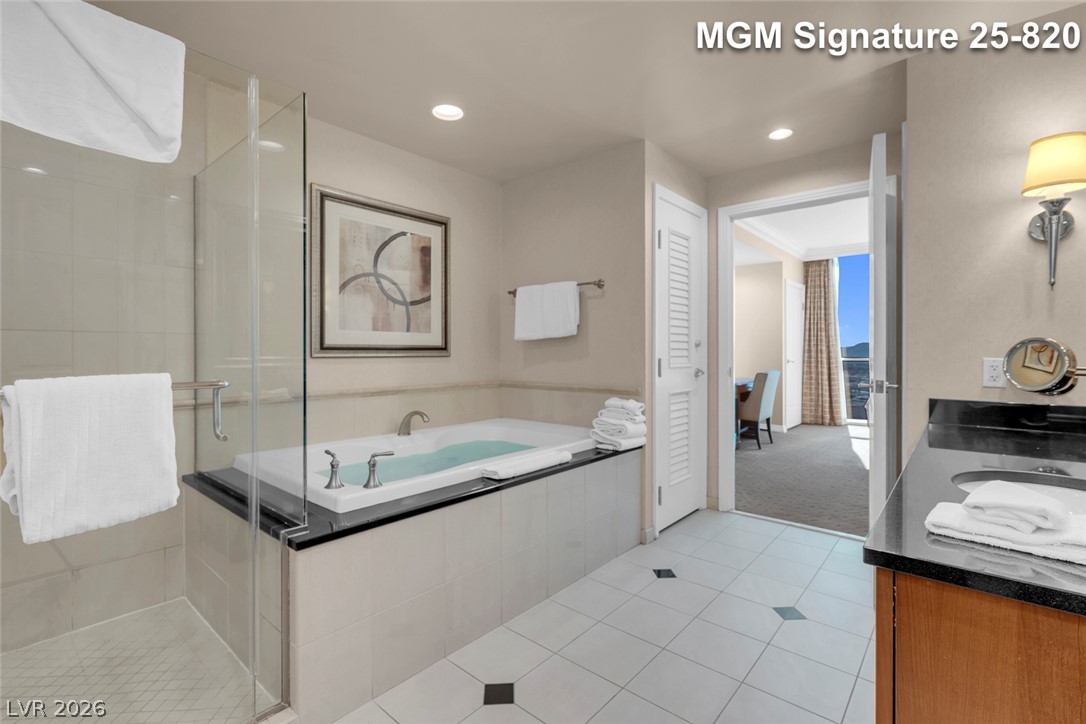 Photo 39 of 86, 125 E Harmon Avenue #2520