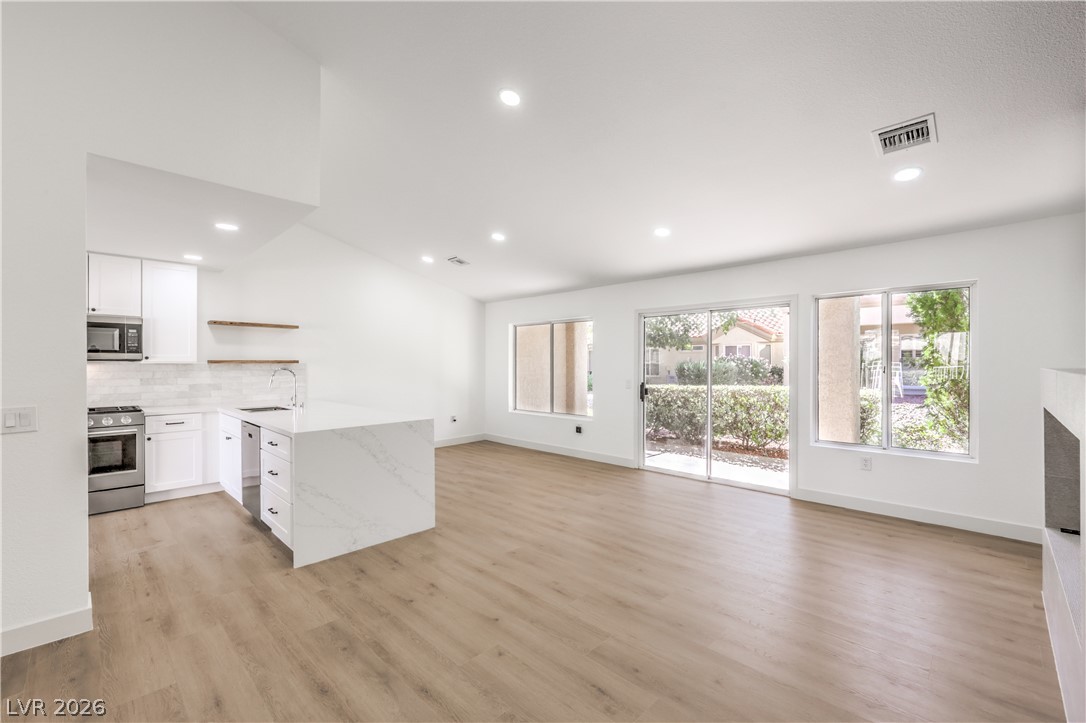 Photo 5 of 9021 Faircrest Drive