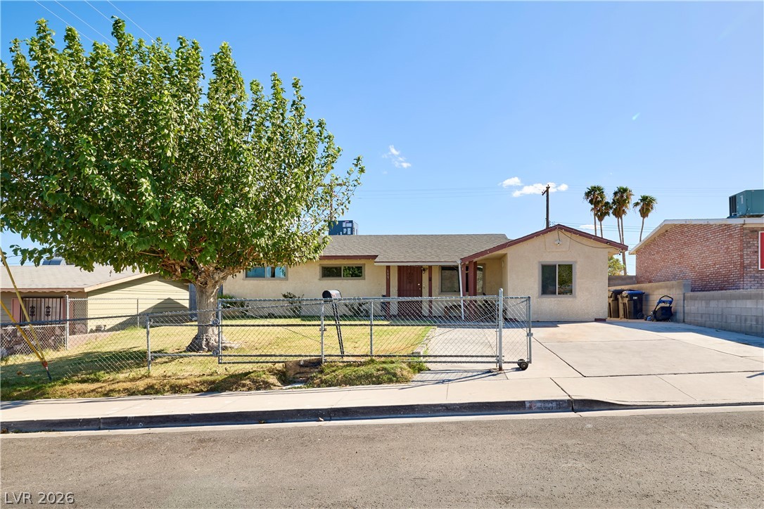 609 Van Ert Avenue, North Las Vegas 89030