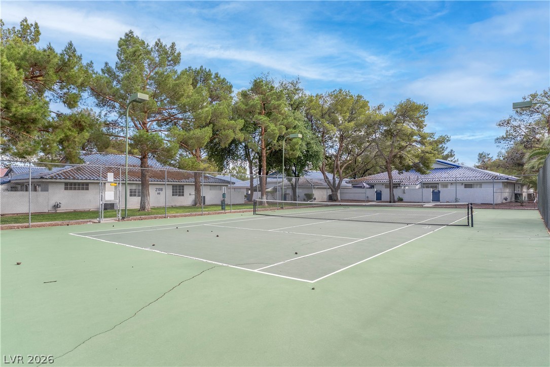Photo 33 of 35, 2036 Bavington Drive #C