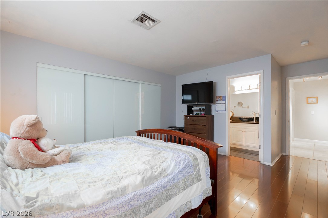 Photo 16 of 35, 2036 Bavington Drive #C
