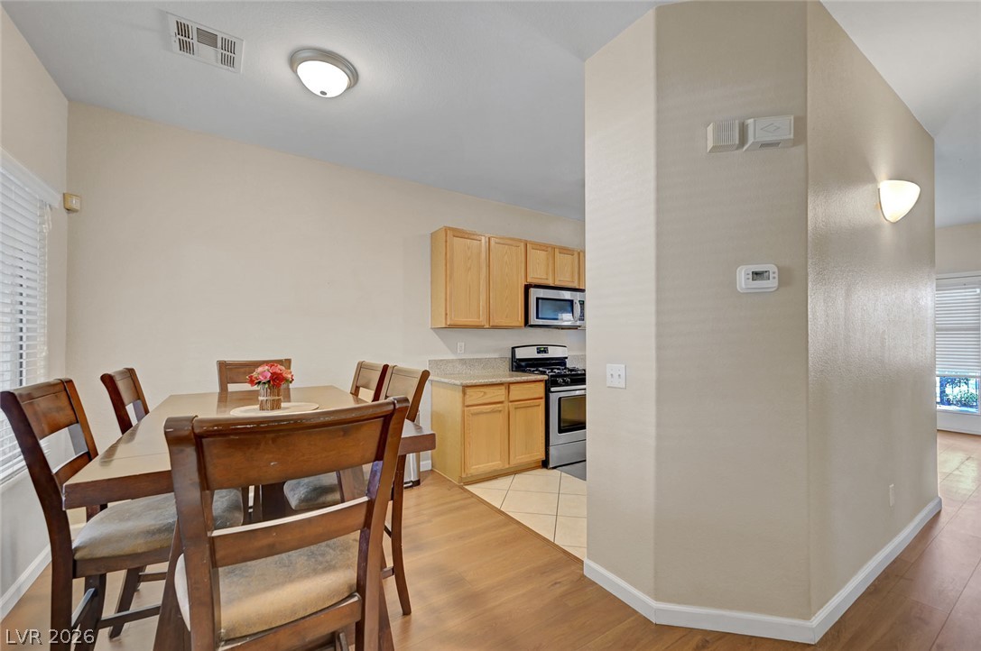 Photo 12 of 33, 7450 S Eastern Avenue #1064