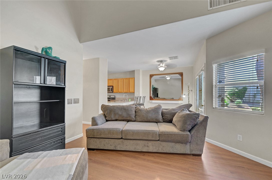 Photo 6 of 33, 7450 S Eastern Avenue #1064