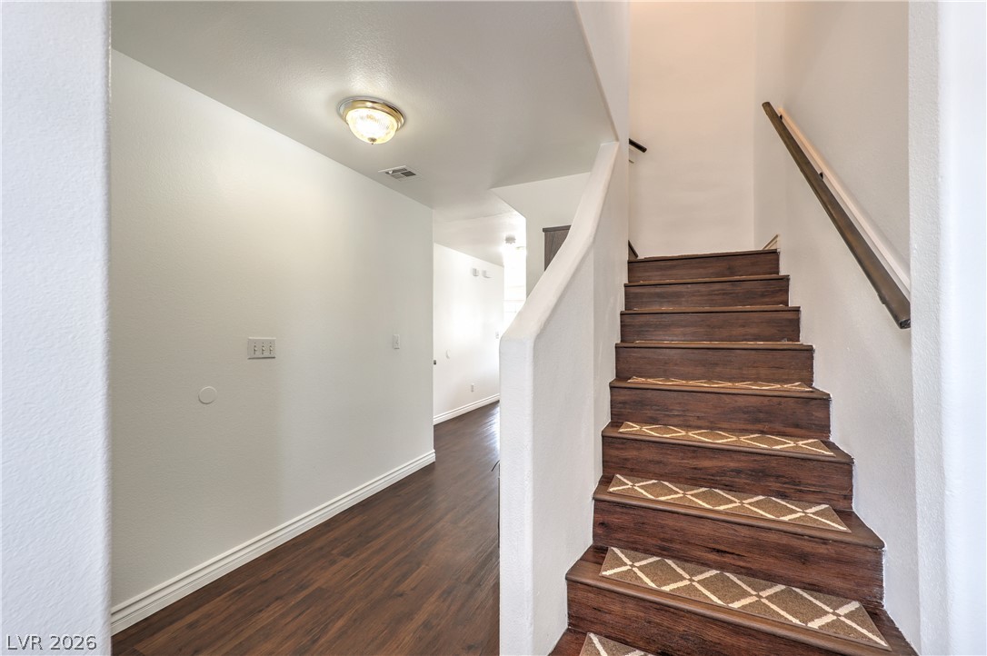 Photo 13 of 32, 5330 E Charleston Boulevard #44