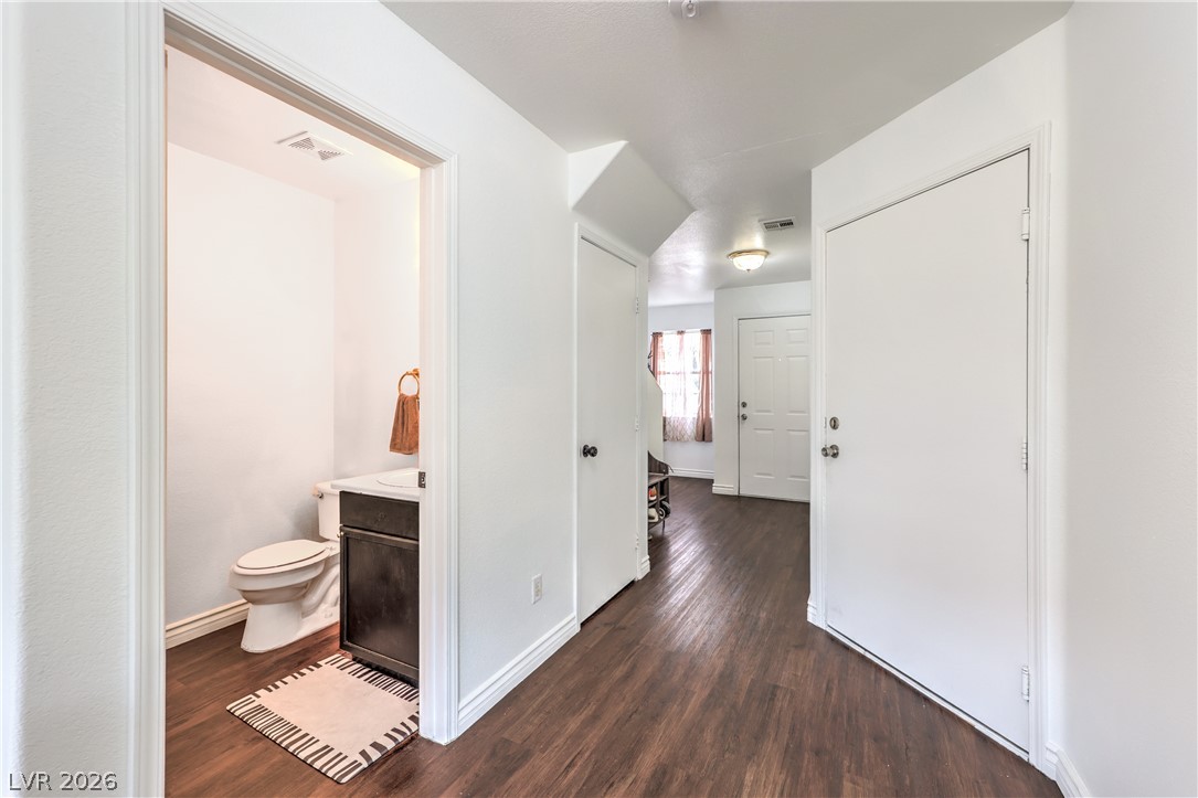 Photo 14 of 32, 5330 E Charleston Boulevard #44