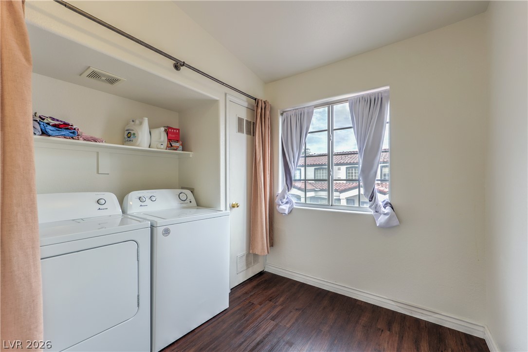 Photo 27 of 32, 5330 E Charleston Boulevard #44