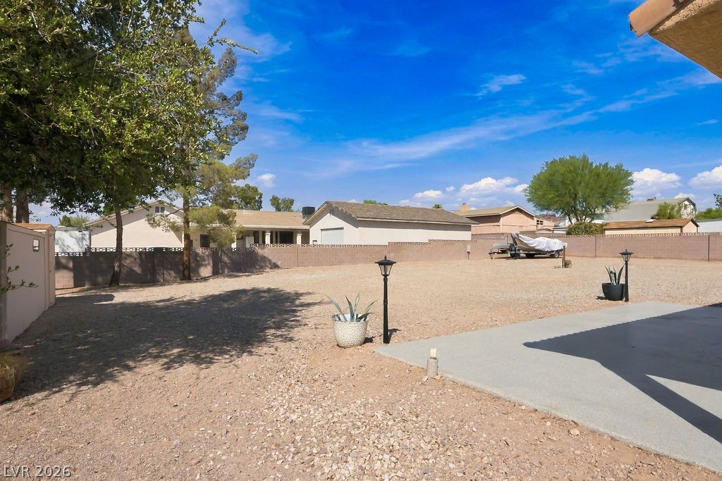 Photo 17 of 48, 1560 Arabian Drive
