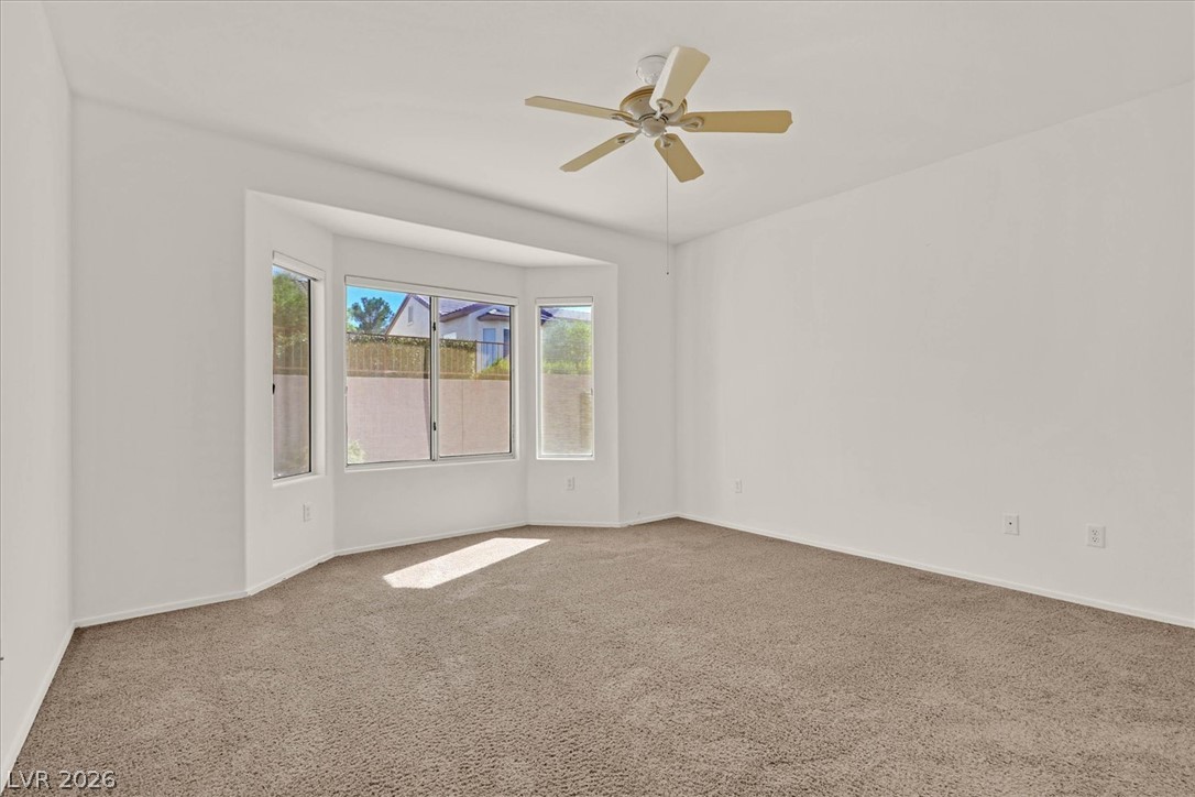 Photo 11 of 36, 2553 Leighton Avenue