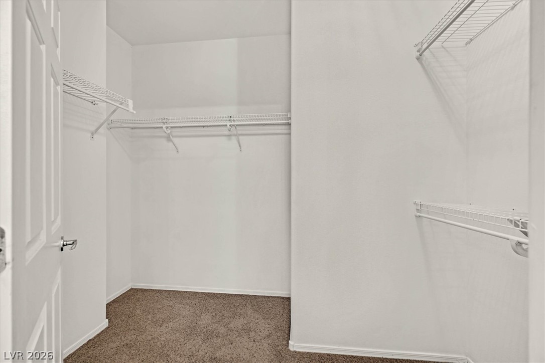 Photo 15 of 36, 2553 Leighton Avenue