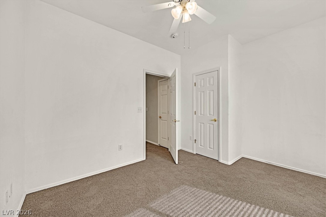 Photo 17 of 36, 2553 Leighton Avenue