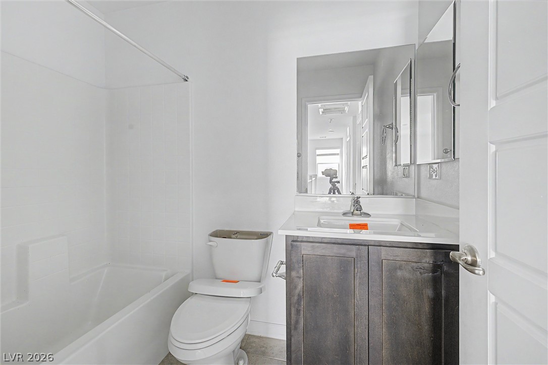 Photo 10 of 14, 116 Cowles Avenue