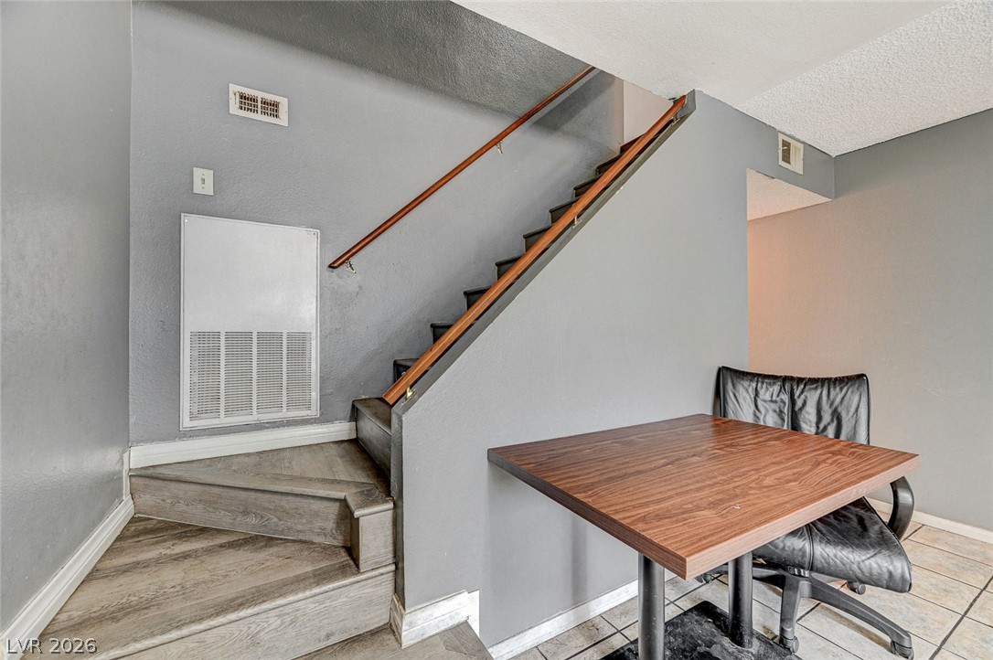 Photo 26 of 47, 3567 Arville Street #702B