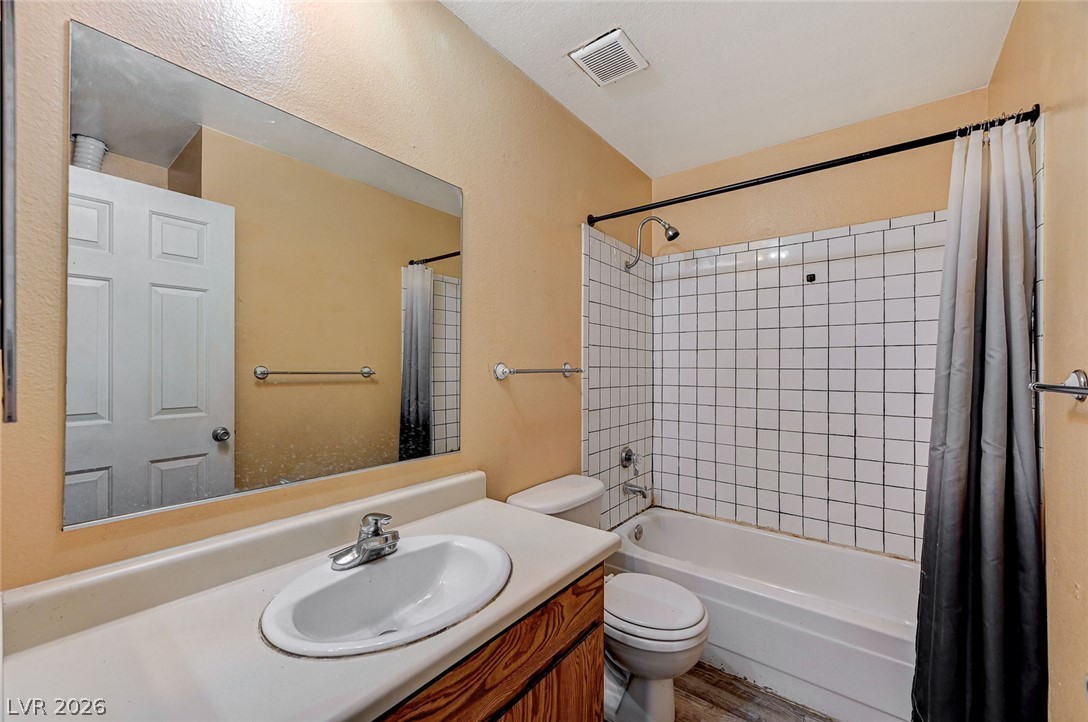 Photo 36 of 47, 3567 Arville Street #702B