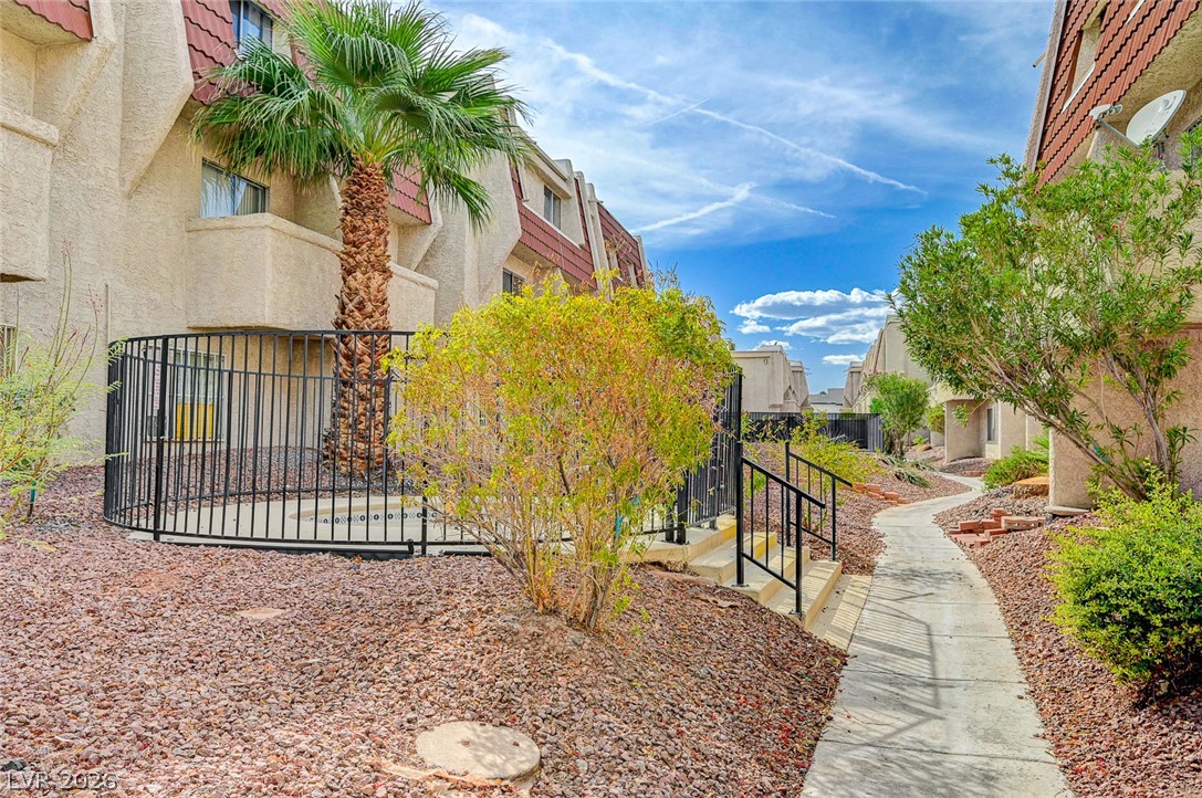 Photo 44 of 47, 3567 Arville Street #702B